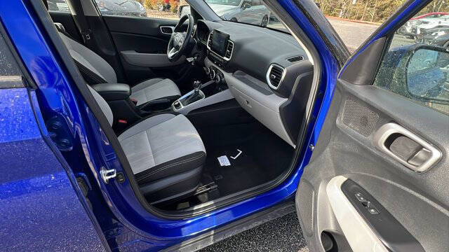 2023 Hyundai Venue SEL