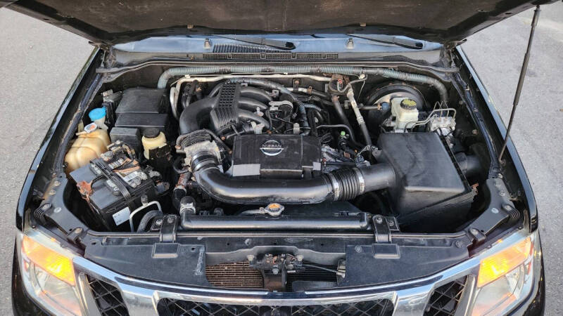 2011 Nissan Pathfinder Silver Edition