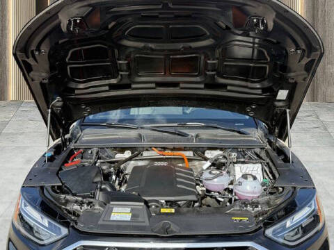 2024 Audi Q5 e quattro S line Premium 55 TFSI