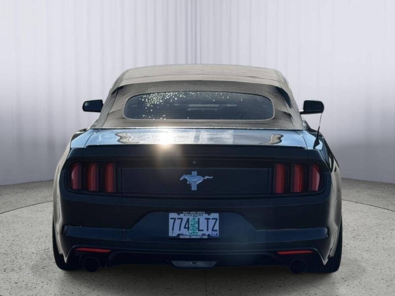 2015 Ford Mustang V6