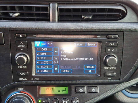 2013 Toyota Prius c Three