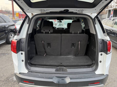 2017 GMC Acadia SLE-1