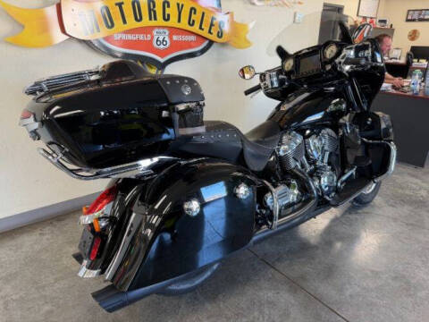 2018 Indian Roadmaster Thunder Black