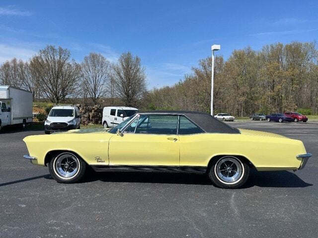 1965 Buick Riviera 18