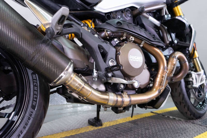 2016 Ducati Monster 1200 S