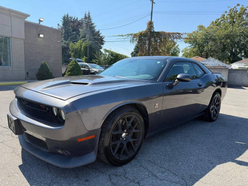 2015 Dodge Challenger Scat Pack's photo