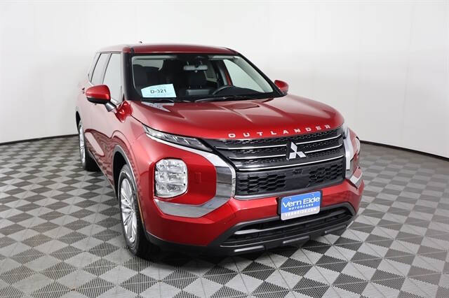 2024 Mitsubishi Outlander ES