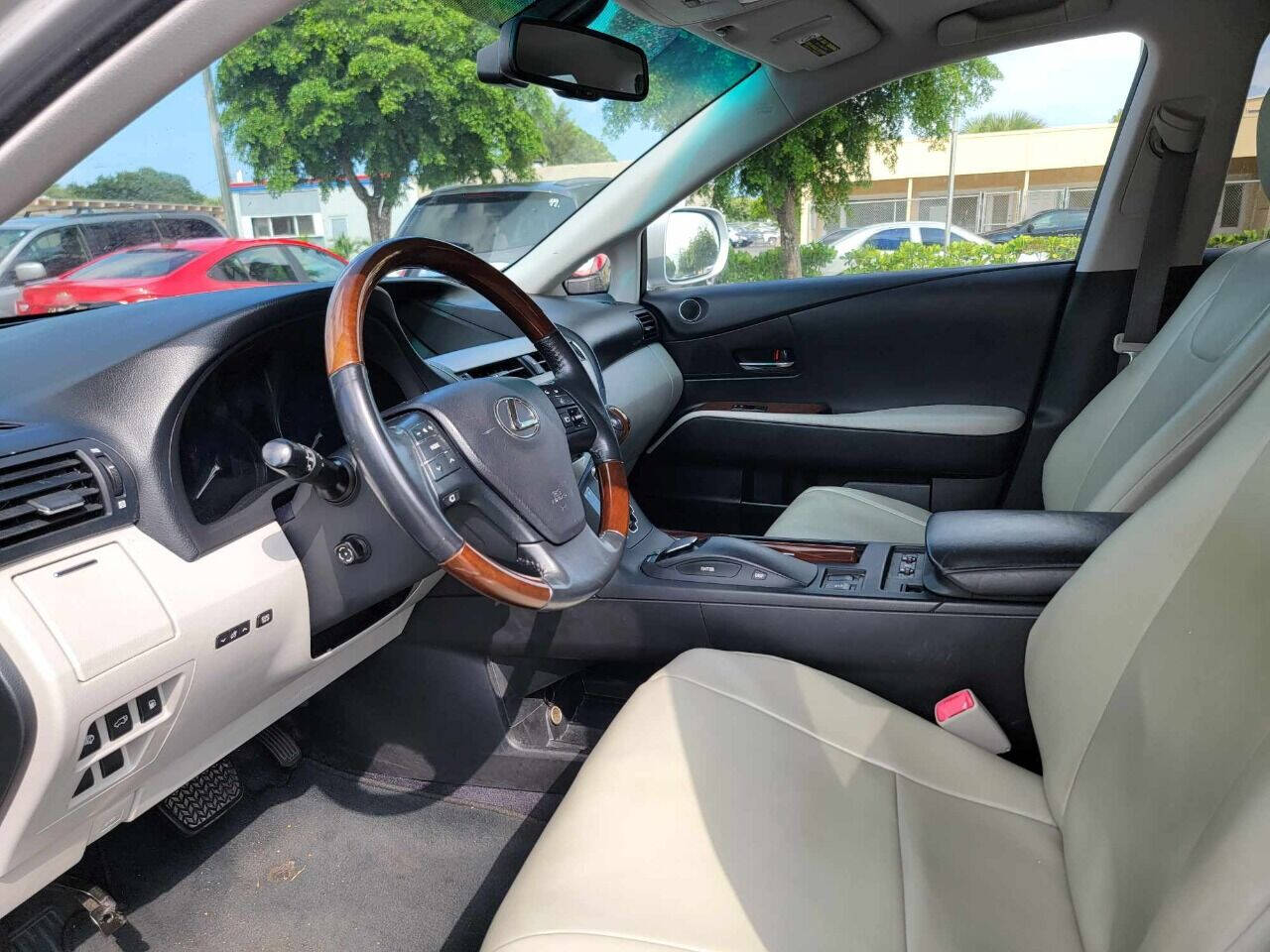 2011 LEXUS RX SUV / Crossover - $9,500