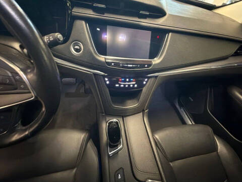 2018 Cadillac XT5 Premium Luxury