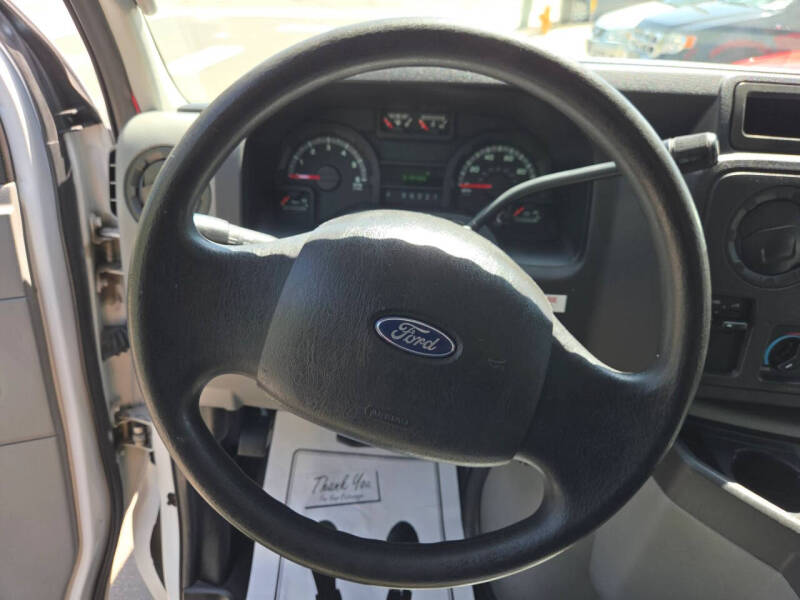 2011 Ford E-Series E-250