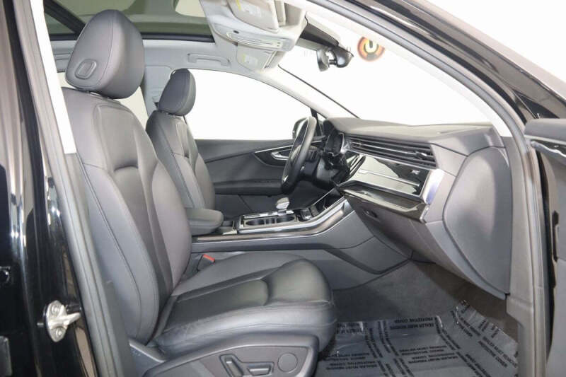 2022 Audi Q7 quattro Premium Plus 55 TFSI