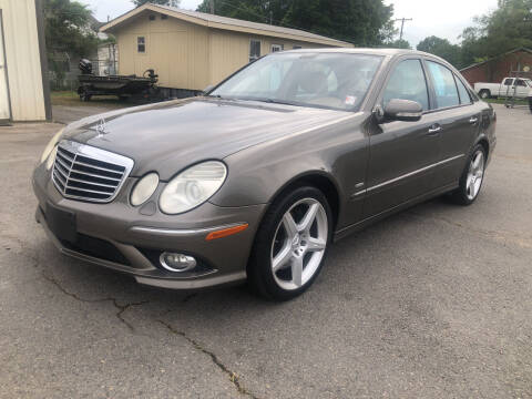 2009 Mercedes-Benz E-Class for sale at Elders Auto Sales in Pine Bluff AR