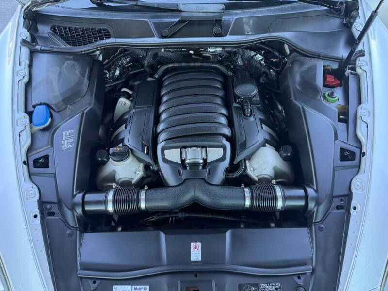 2011 Porsche Cayenne S