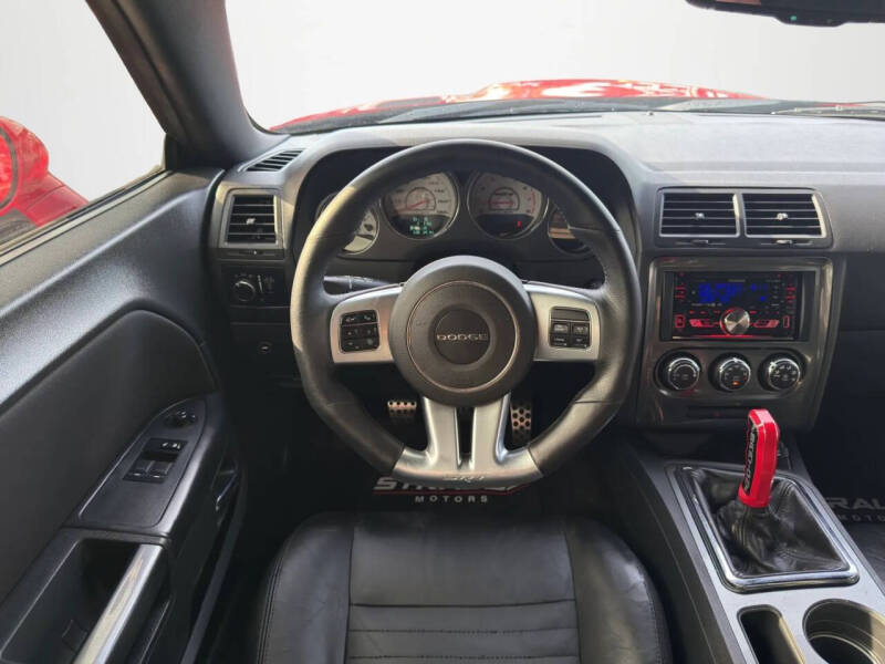 2014 Dodge Challenger SRT8 Core