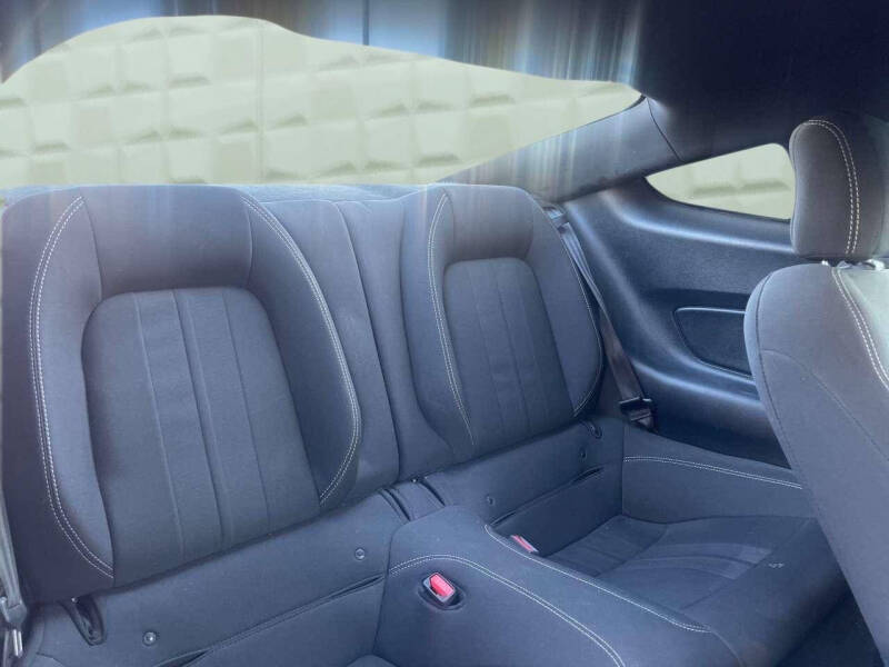 2021 Ford Mustang EcoBoost