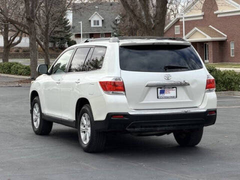 2012 Toyota Highlander SE