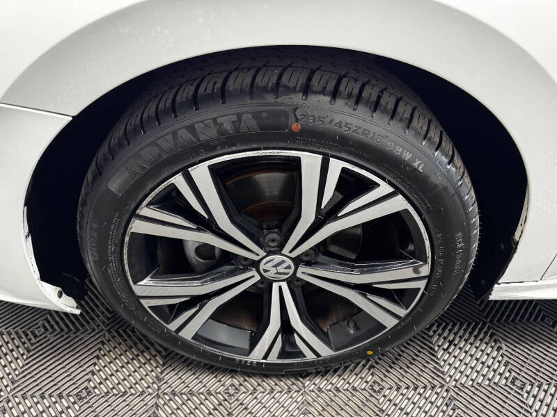 2021 Volkswagen Passat SE