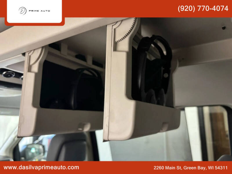 2012 Volkswagen Routan