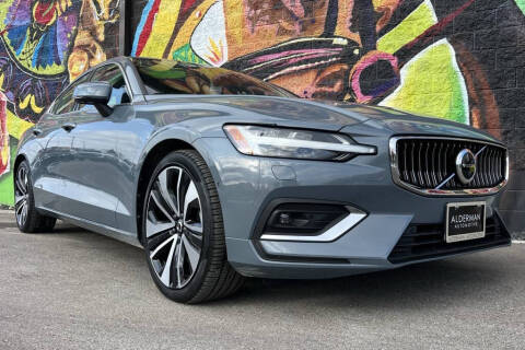 2023 Volvo S60 B5 Ultimate Bright Theme