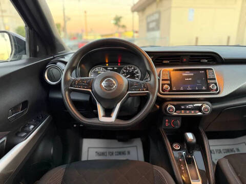 2020 Nissan Kicks SV