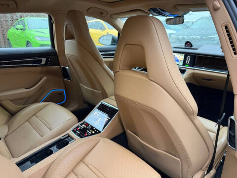 2018 Porsche Panamera 4S