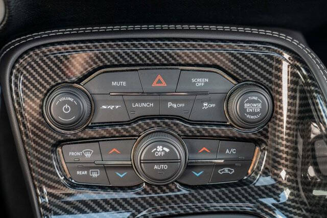 2019 Dodge Challenger 28