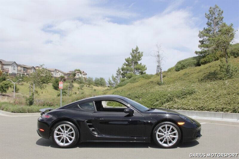 2019 Porsche 718 Cayman