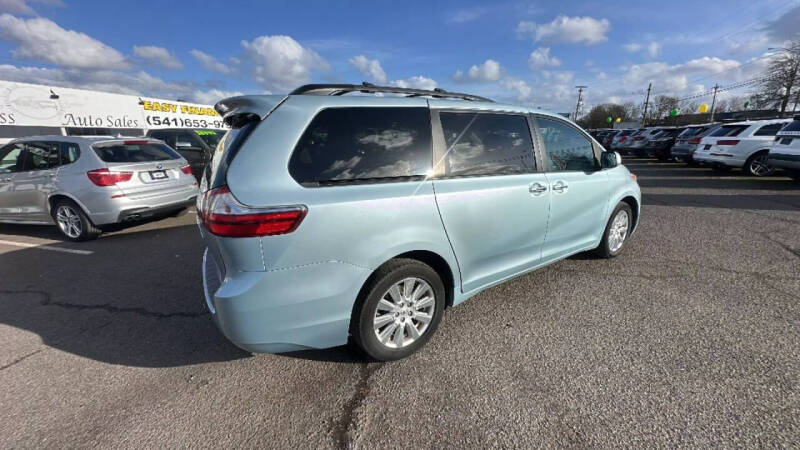 2017 Toyota Sienna