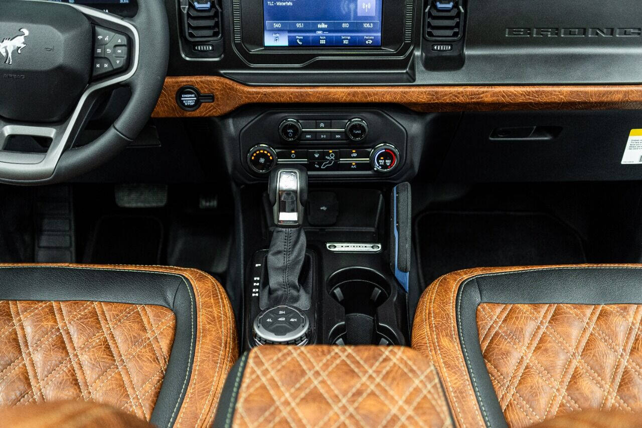 2023 FORD Bronco SUV / Crossover - $69,999