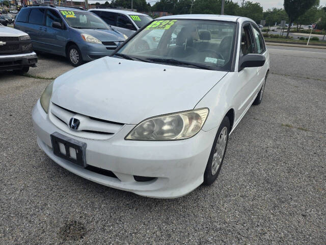 2005 Honda Civic for sale at QUEENSGATE AUTO SALES in York, PA