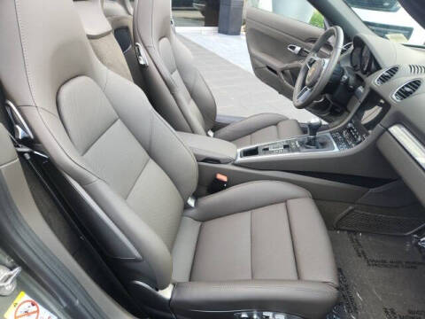 2024 Porsche 718 Boxster S