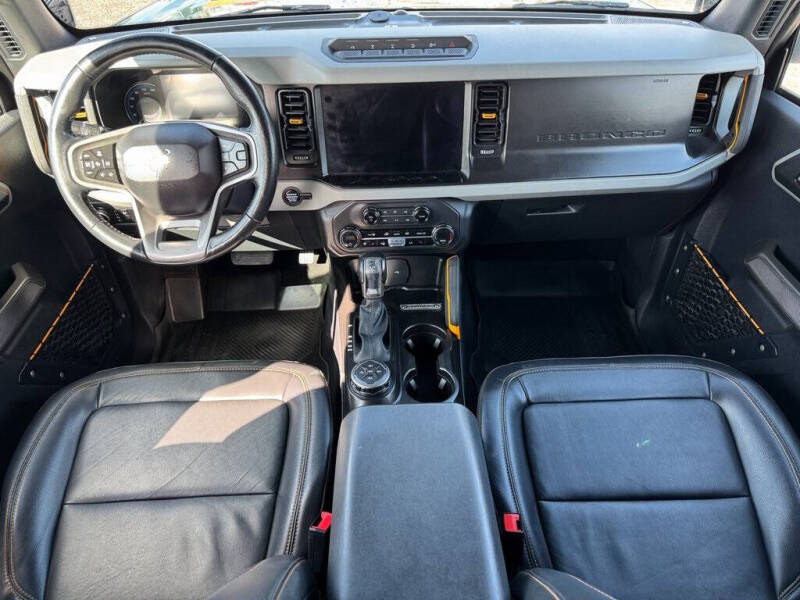 2023 Ford Bronco Badlands Advanced