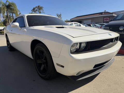 2009 Dodge Challenger SE