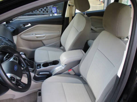 2014 Ford C-MAX Hybrid SE