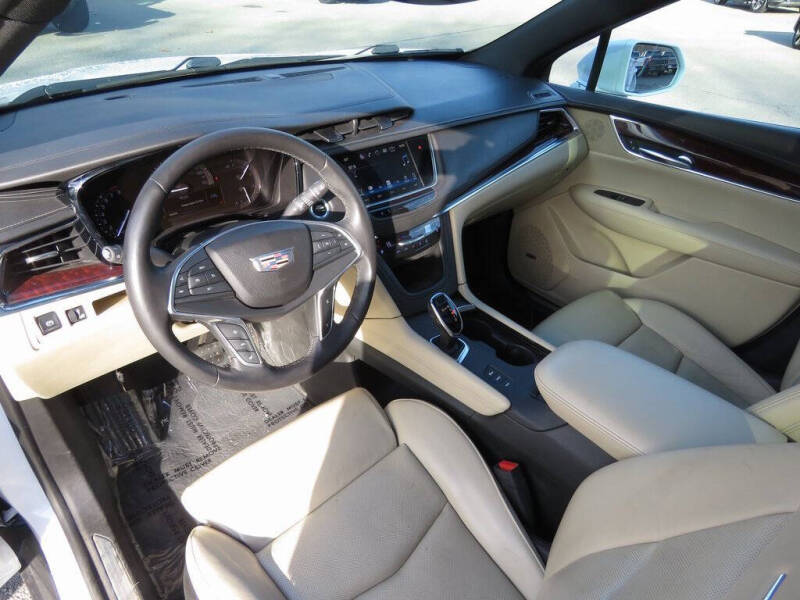 2017 Cadillac XT5 Premium Luxury