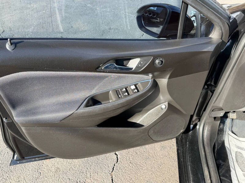 2018 Chevrolet Cruze LS Auto