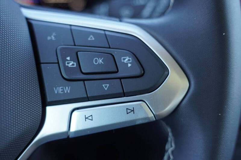 2022 Volkswagen Taos SE 4Motion