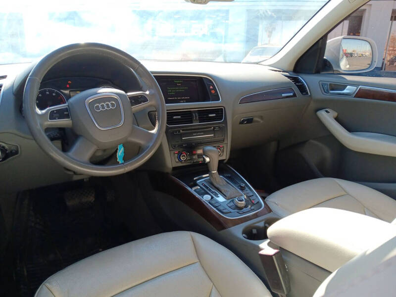 2012 Audi Q5 2.0T quattro Premium Plus