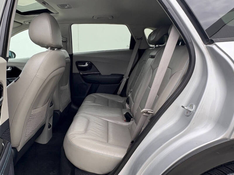 2017 Kia Niro Touring