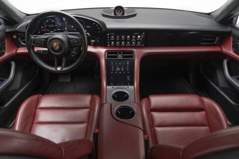 2020 Porsche Taycan Turbo