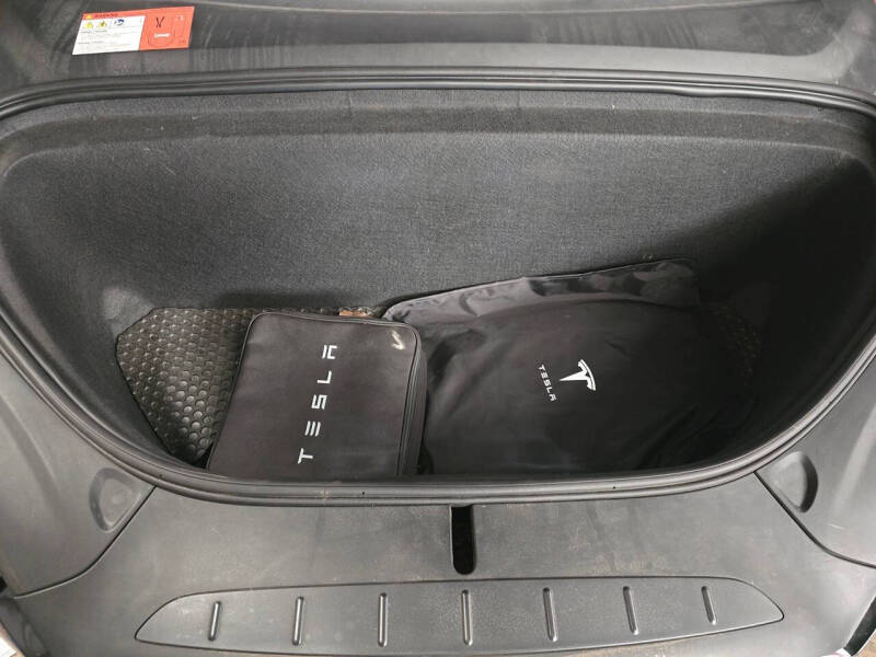 2017 Tesla Model X 75D