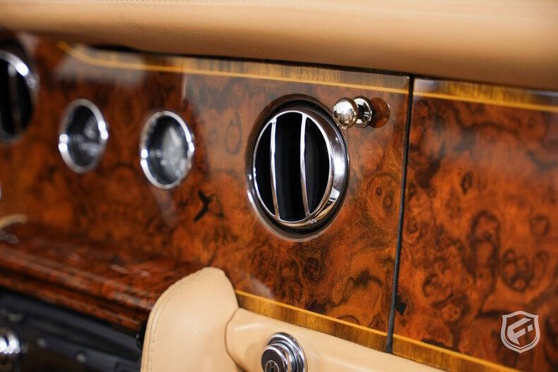 2001 Rolls-Royce Corniche