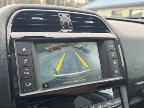 2017 Jaguar F-PACE 35t Premium