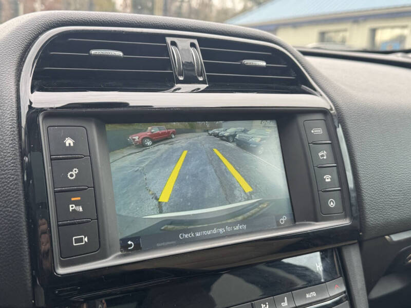 2017 Jaguar F-PACE 35t Premium