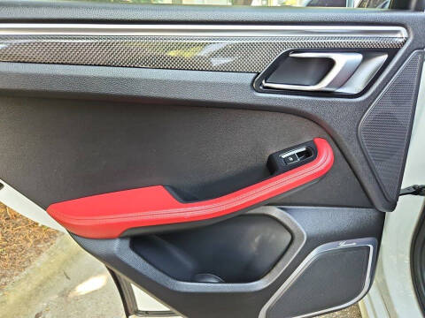 2018 Porsche Macan GTS