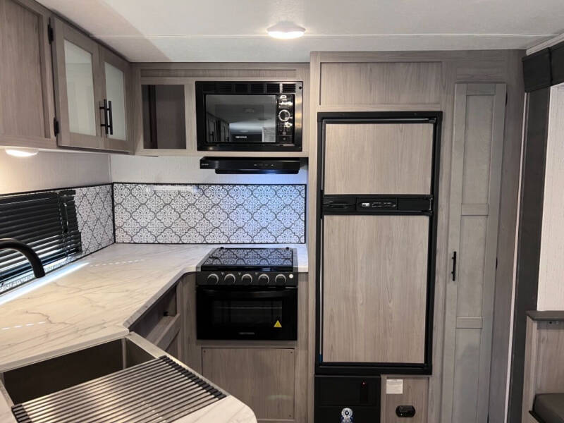 2022 Coleman Lantern