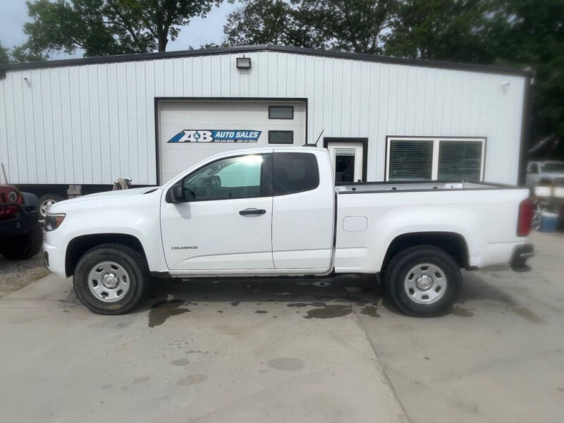 2015 Chevrolet Colorado for sale at A & B AUTO SALES in Chillicothe MO