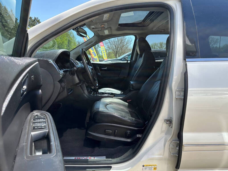 2011 GMC Acadia Denali