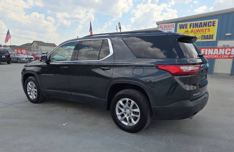 2021 Chevrolet Traverse LT Cloth