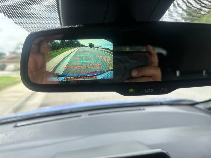 2018 Toyota C-HR XLE Premium